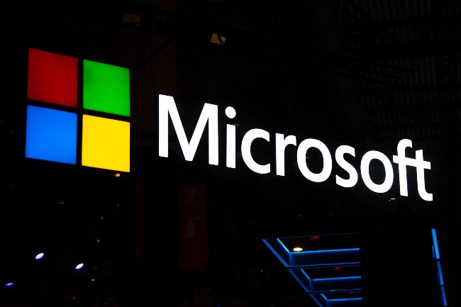 Đến lượt Microsoft thừa nhận bị hack vì lỗ hổng SolarWinds