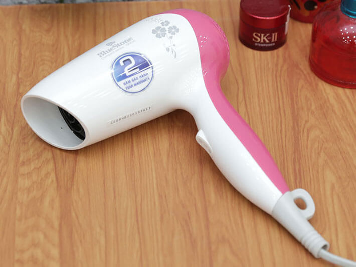 Máy sấy tóc Bluestone HDB-1821B