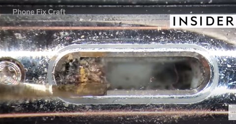 Video vệ sinh iPhone dưới kính hiển vi khiến nhiều người kinh hãi