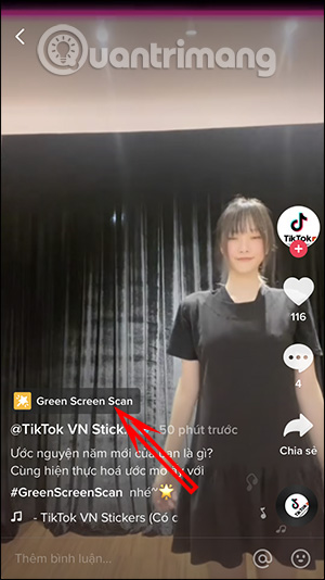 Chèn phông nền quay video TikTok: Tiktok là nơi để các bạn trẻ thể hiện bản thân cùng những đoạn video tuyệt vời. Hãy dùng tính năng chèn phông nền để tạo ra những video thật độc đáo và thu hút sự chú ý của mọi người.