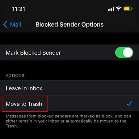 Nhấn vào “Blocked Sender Options”