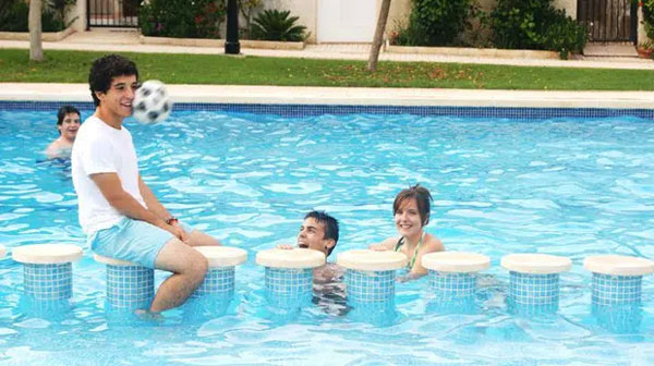 1 giây trước vẫn đang cười, nhưng ngay sau đó có lẽ nước mắt sẽ rơi.