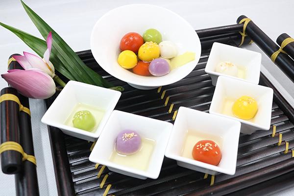 Bánh trôi khi được tàu màu