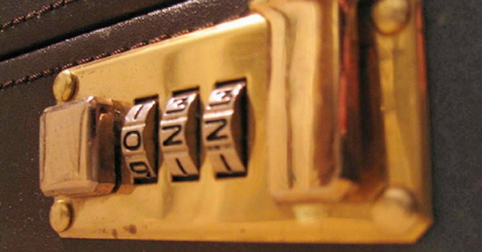 How to change the suitcase password