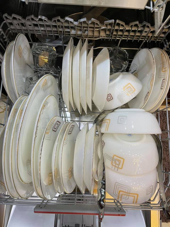 Cách xếp bát trong máy rửa bát tối ưu 1