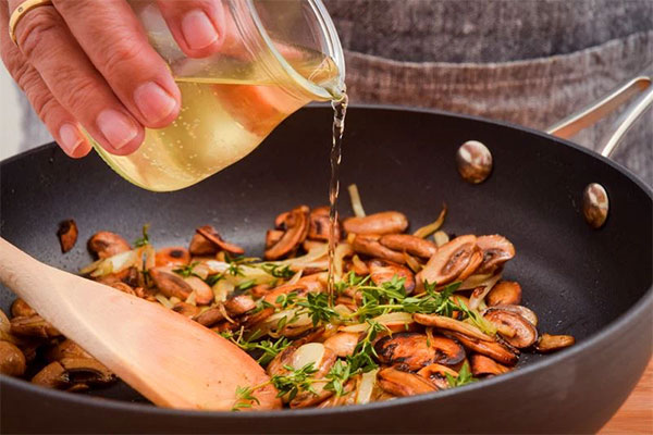 Chú ý lửa khi chế biến nấm 