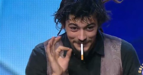 Giải mã màn ảo thuật không thể hút thuốc, bí kíp đơn giản bất ngờ