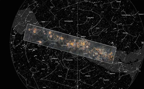 Bức ảnh ghi lại được một góc rộng 125 độ trên bầu trời