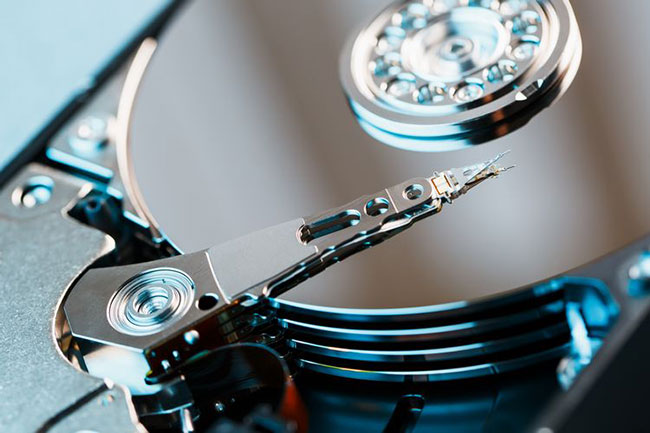 Sử dụng disk khi đề cập đến máy tính