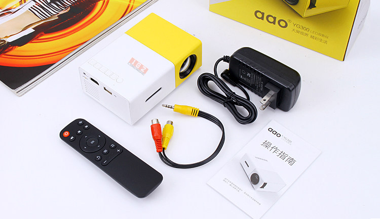 Máy chiếu mini YG-300 Smart LED