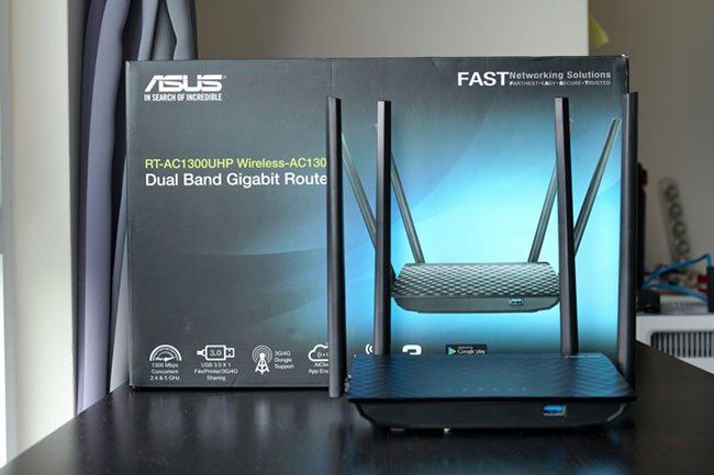 Asus RT-AC1300UHP
