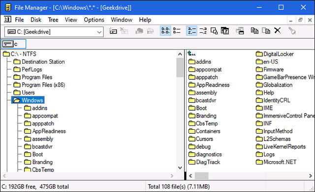 Phiên bản hiện đại của File Manager chạy trong Windows 10