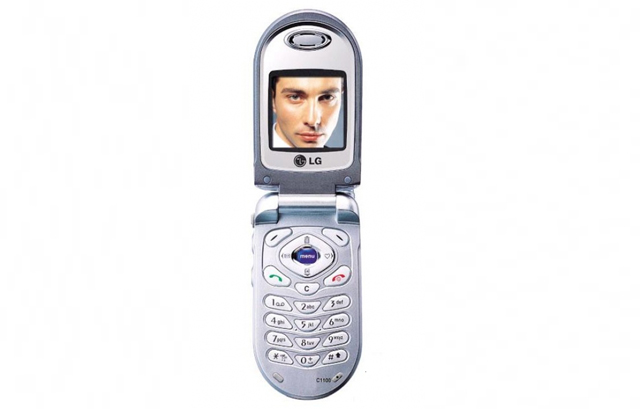LG C1100