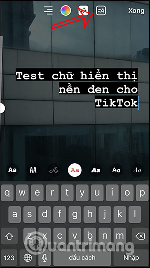 Cách làm video TikTok chữ chạy nền đen