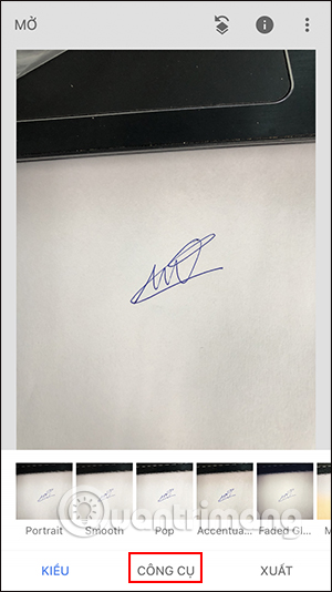 Cách chèn chữ ký viết tay vào ảnh trên Snapseed