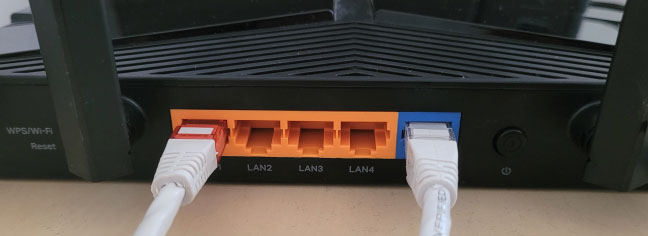 Kết nối PC của bạn với router TP-Link bằng cáp