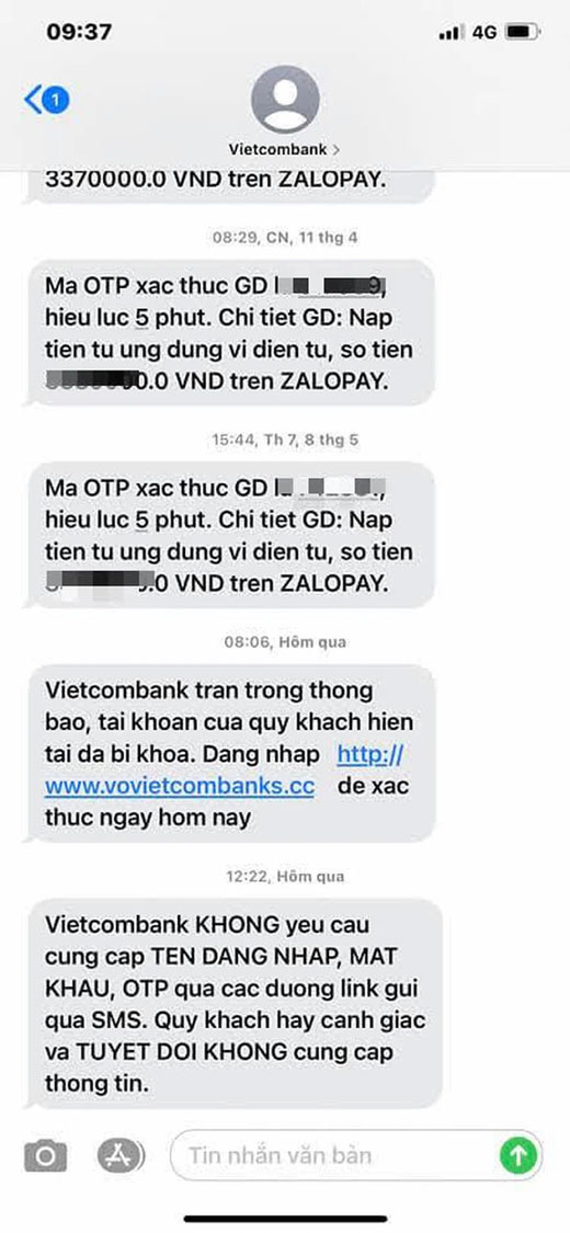 Người dùng nhận được tin nhắn lừa đảo báo khoá tài khoản mạo danh ngân hàng Vietcombank.
