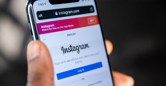 How to change email address on Instagram