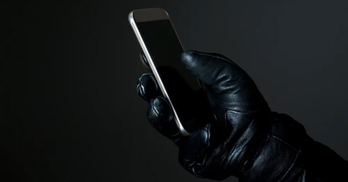 The FBI runs a messaging app that deceives hundreds of criminals around the world