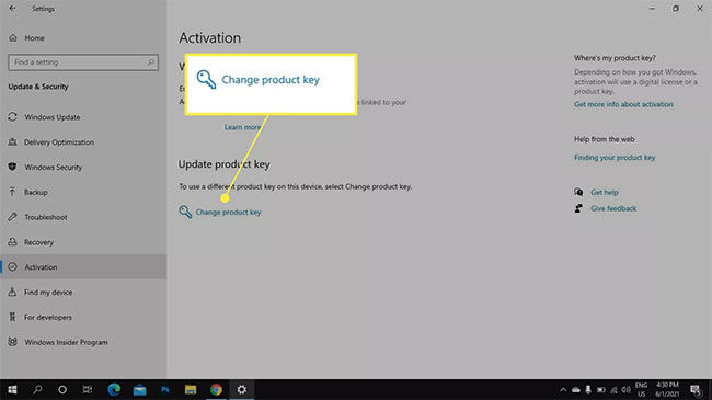 Chọn Change product key hoặc Update product key