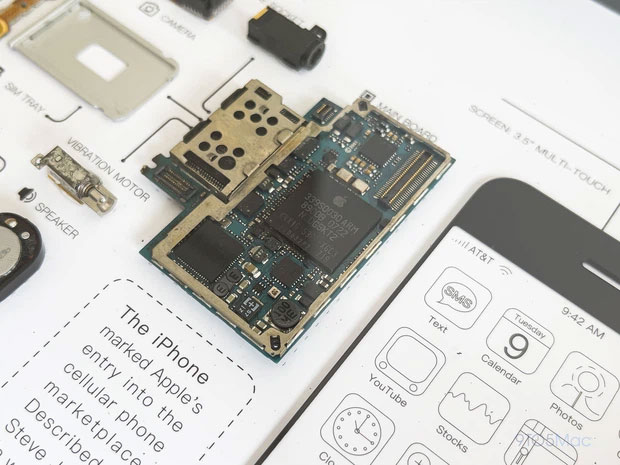 Phần board mạch chủ với vi xử lý được gia công bởi Samsung.