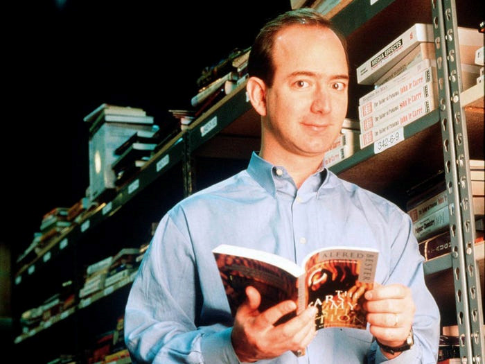 Chân dung Jeff Bezos năm 1997.