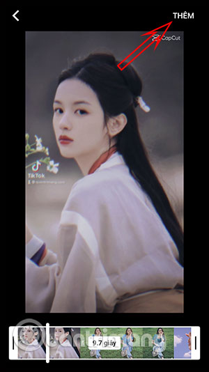 Thêm video vào video ngắn