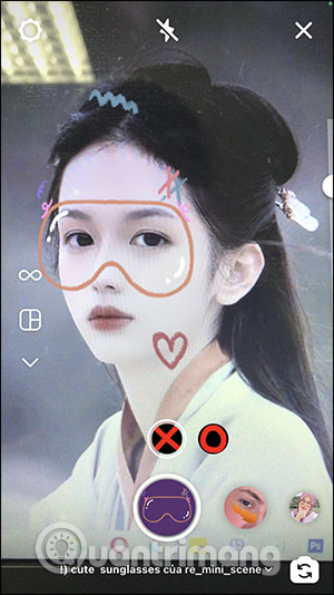 Cách tải filter đeo kính mặt nạ lấp lánh trên Instagram - Ảnh minh hoạ 6