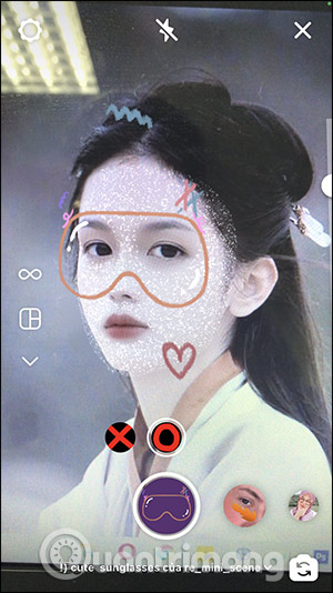 Cách tải filter đeo kính mặt nạ lấp lánh trên Instagram - Ảnh minh hoạ 7