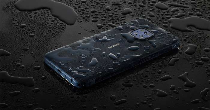 Nokia XR 20 có thể ở dưới nước được 1 tiếng.