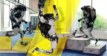 Mãn nhãn với màn trình diễn parkour của robot