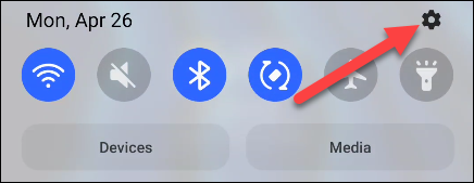 Nhấn vào biểu tượng bánh răng