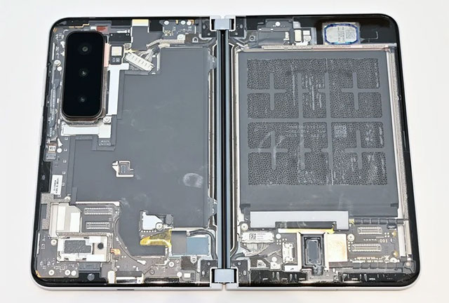 Surface Duo 2