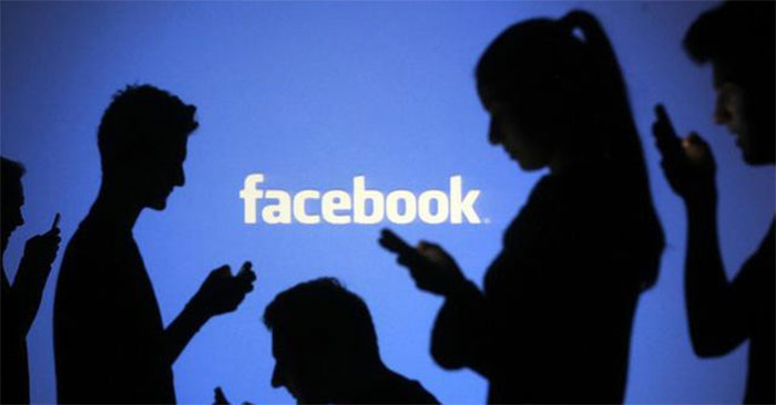 Facebook thu thập thông tin người dùng