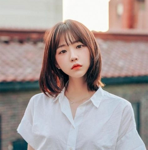 Tóc dài ngang vai cho mặt tròn