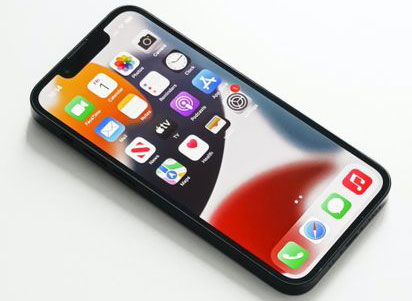 iPhone 13 ít bị in dấu vân tay hơn
