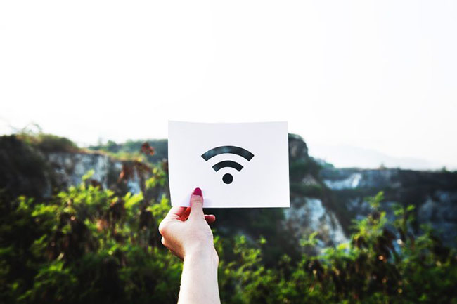 WiFi là công nghệ mạng cho phép bạn kết nối không dây với Internet