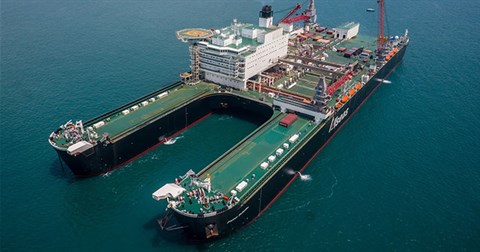 Quá trình chế tạo tàu xây dựng lớn nhất thế giới nặng hơn một triệu tấn