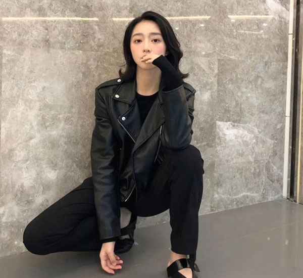 Tóc ngắn ngang vai uốn đuôi vểnh