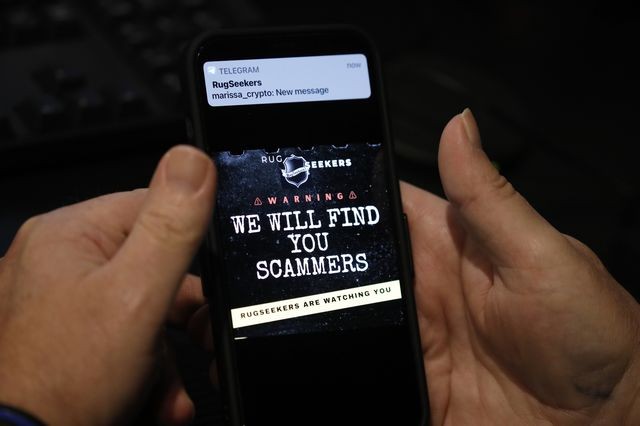 Bị lừa mất 8.000 USD, người đàn ông Mỹ quyết dành phần đời còn lại để săn lùng những kẻ lừa đảo