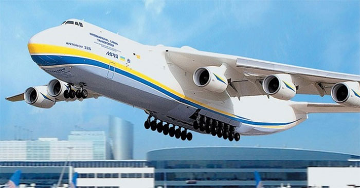 An-225 Mriya - Máy bay lớn nhất thế giới từng được chế tạo.
