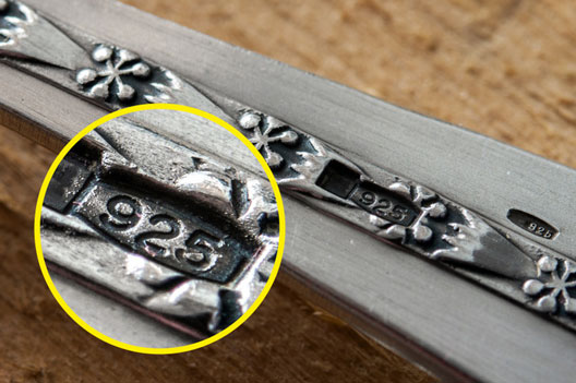 Phân biệt bạc thật giả