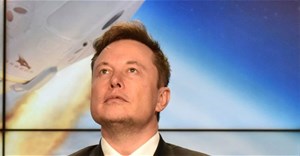 Hacker 19 tuổi từ chối 5.000 USD để ngừng theo dõi lộ trình máy bay riêng của Elon Musk