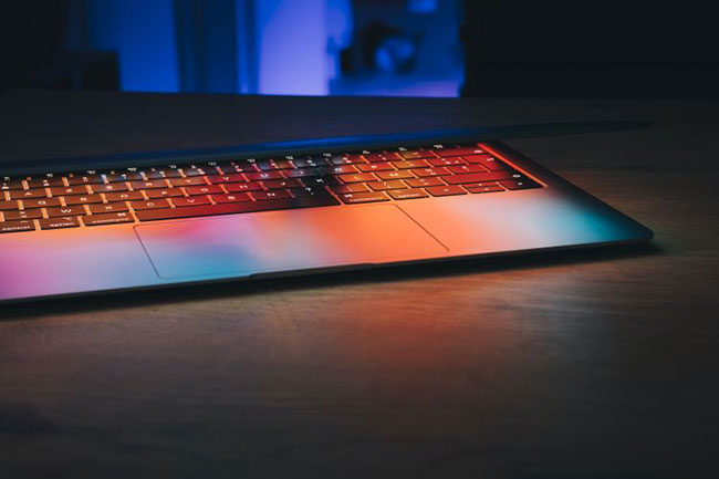 MacBook Air có chip M1 mạnh mẽ