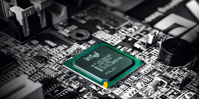 Bộ xử lý Intel trên bo mạch chủ