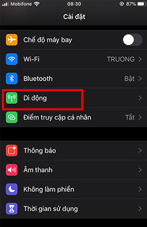 Vào Cài đặt chọn Di động