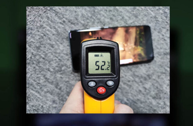 Nhiệt độ của Xiaomi 12 Pro khi thực hiện bài test 3DMARK Stress