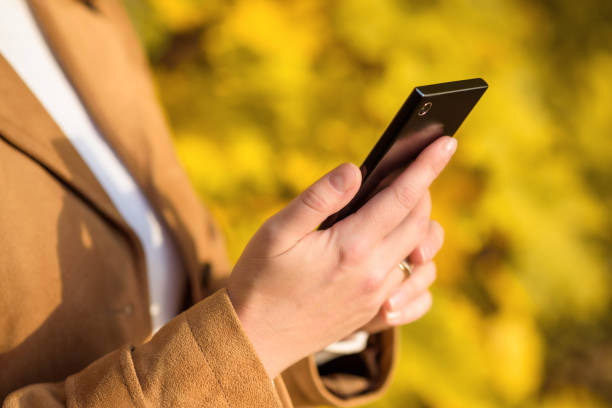 Cần hạn chế việc sử dụng điện thoại ở nhiệt độ cao