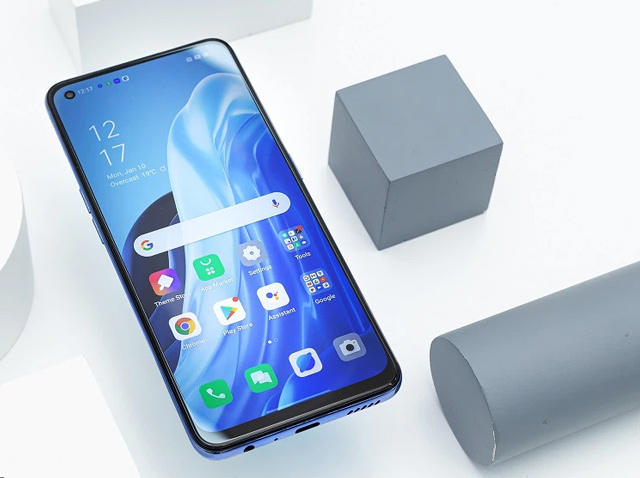 OPPO Reno7 có tấm nền AMOLED, 6,4 inch cùng độ phân giải FullHD+