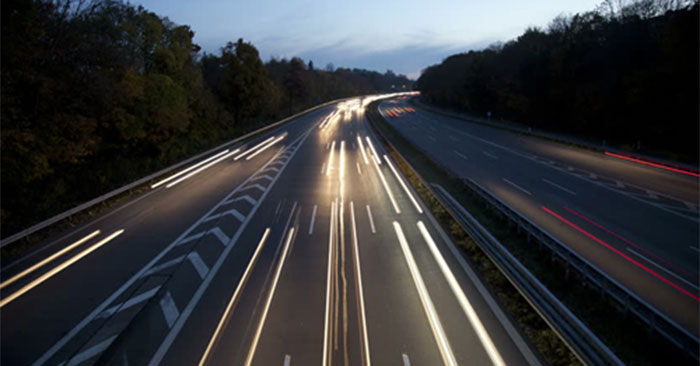 Đường cao tốc không thẳng tắp